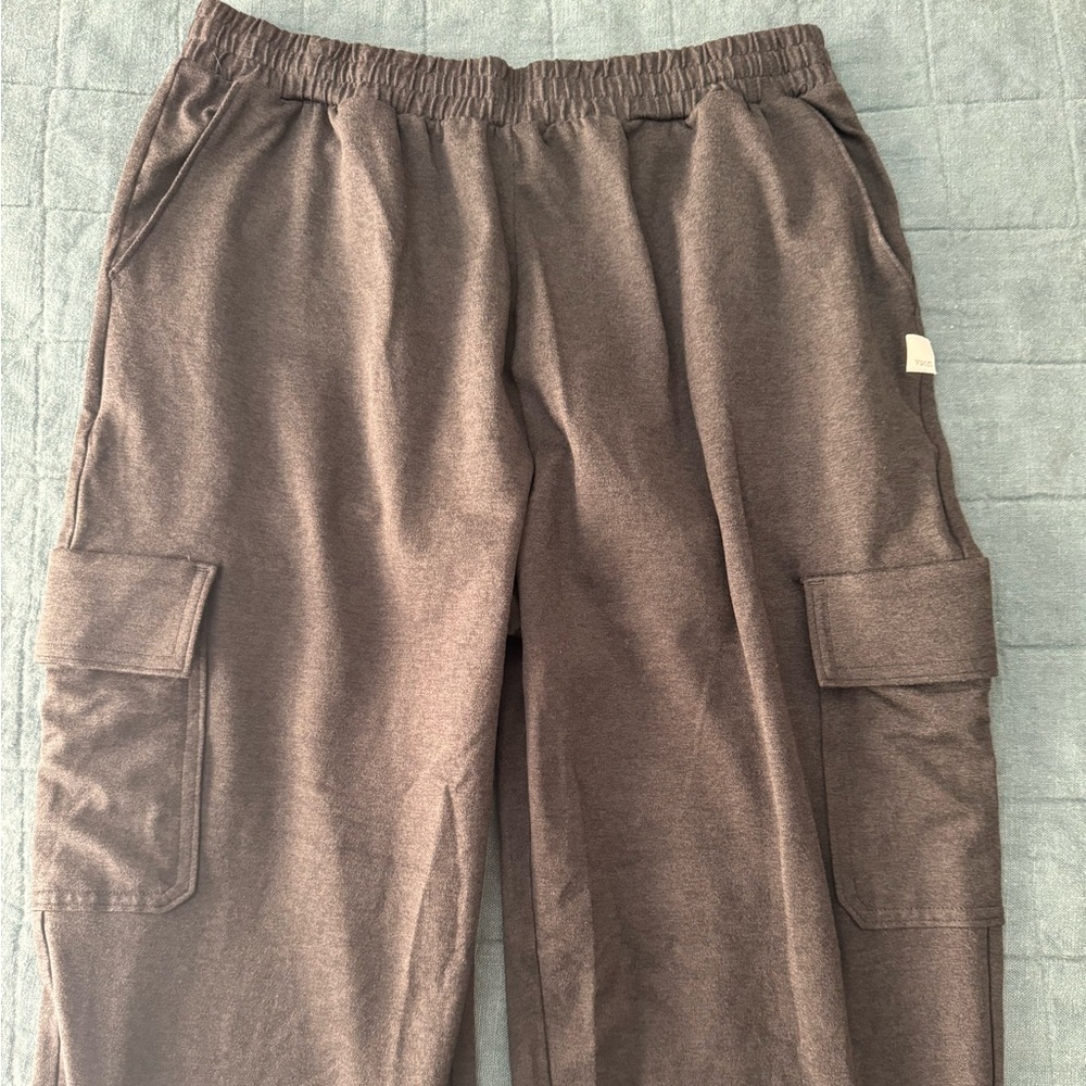 FINAL SALE! NWOT Vuori Boyfriend Cargo Jogger